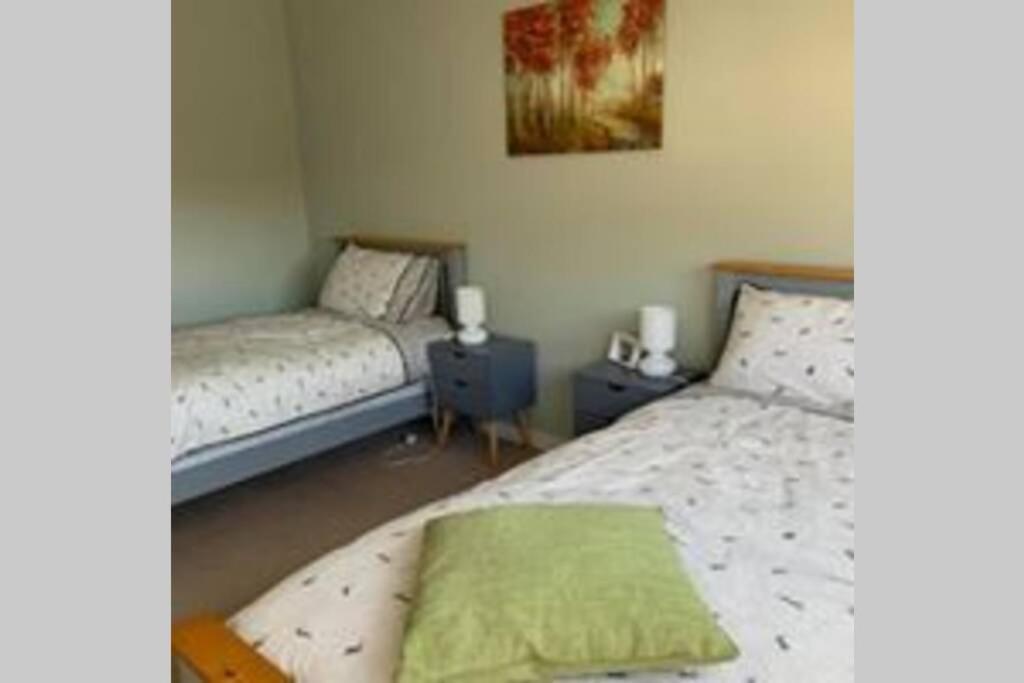 Creag Mhor Self Catering Holiday Apartment Aberfoyle  Exteriör bild