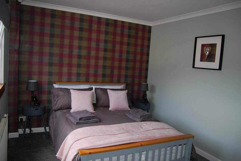 Creag Mhor Self Catering Holiday Apartment Aberfoyle  Exteriör bild
